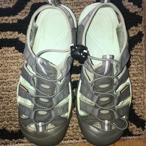 Keens!!! ** Willing to chat about price!